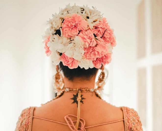 bridal flower carnations