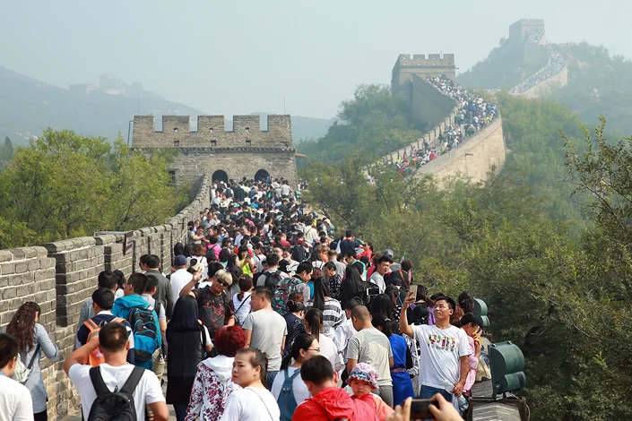 China to Wire Great Wall for High-Tech Tourism - Caixin Global