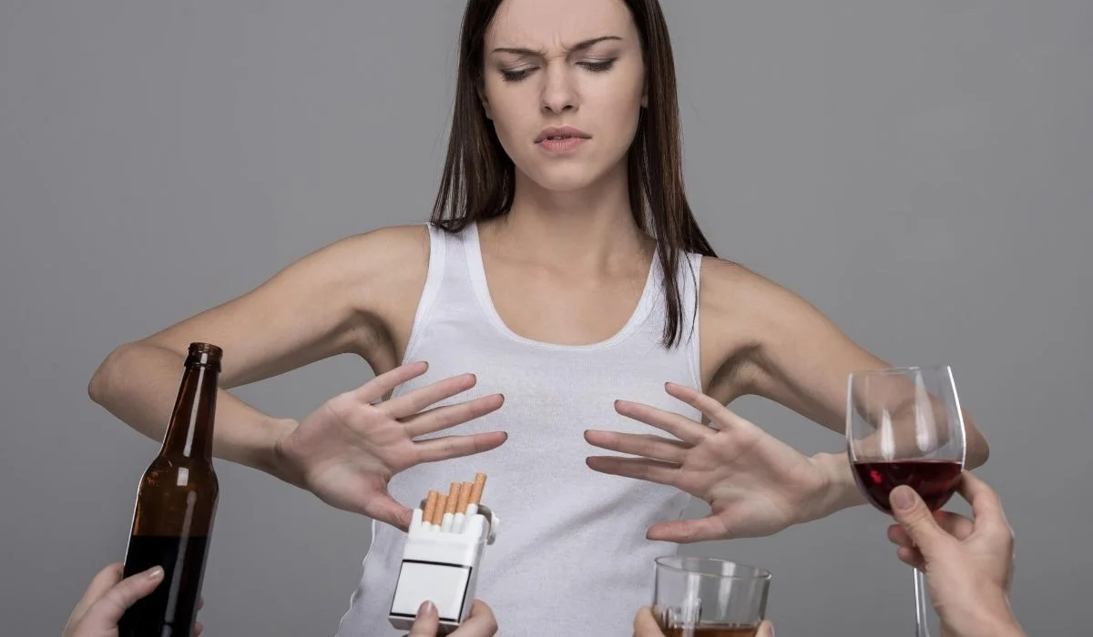 woman refuse vices