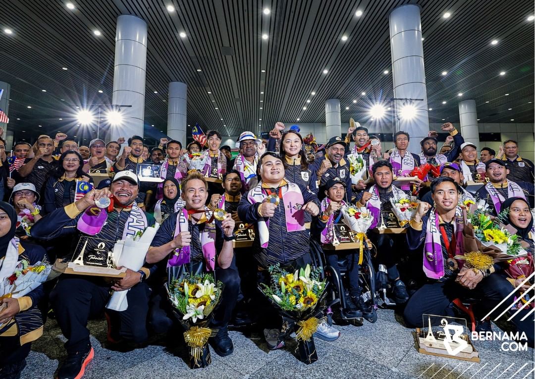 Malaysian Paralympic Team Receives Grand at KLIA After 2024