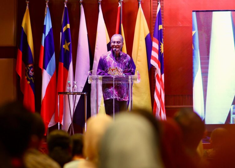 Image Source: Dr Dzulkefly Facebook