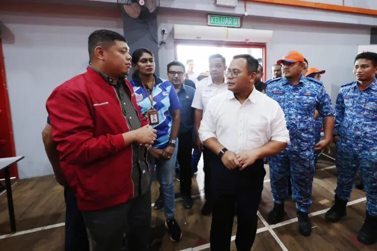 Image Source: Amirudin Shari Facebook