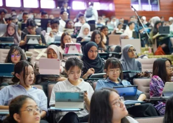 Image Source: theumlaw Instagram