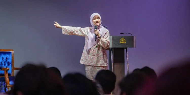 Image Source: Fadhlina Sidek Facebook