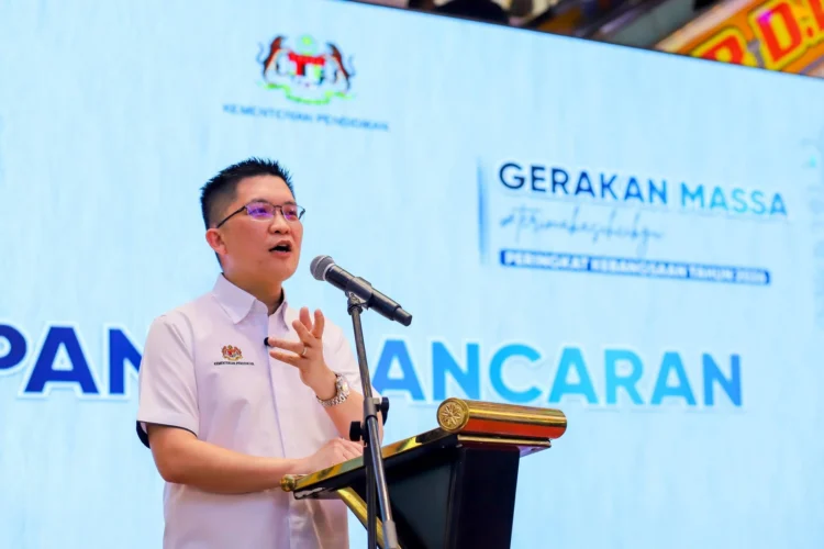 Image Source: Wong Kah Woh Facebook