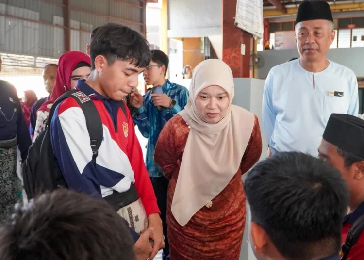 Image Source: Fadhlina Sidek Facebook