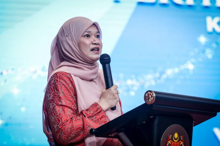 Image Source: Fadhlina Sidek Instagram