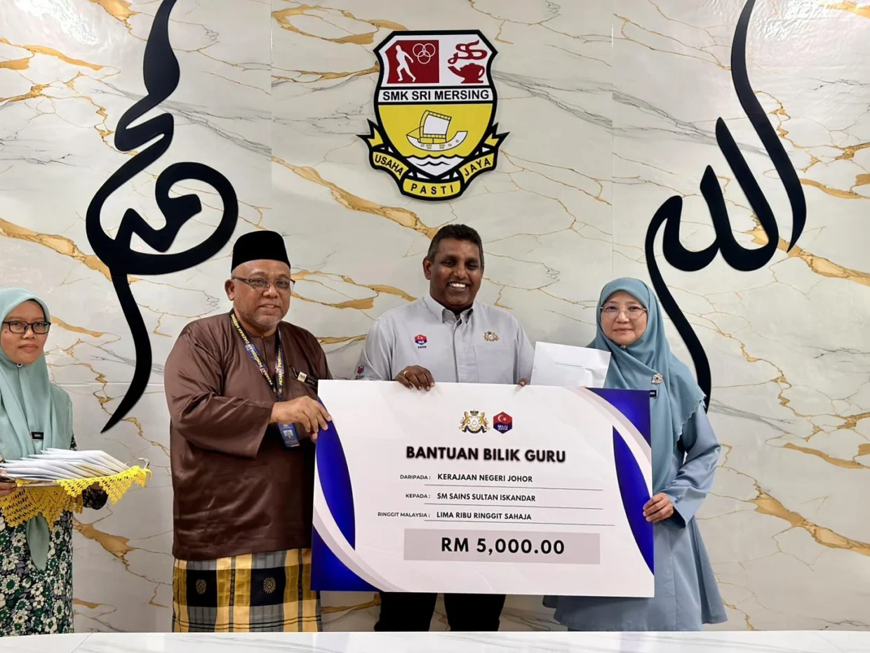 Johor Allocates RM5.95 Million To Upgrade Teachers Rooms Across the State 3 700260739 1464585115679527 5018637806672824162 n