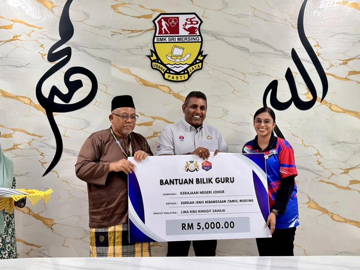 Johor Allocates RM5.95 Million To Upgrade Teachers Rooms Across the State 2 701342605 1464585325679506 2789787495161883453 n