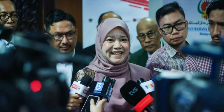 Image Source: Fadhlina Sidek FB