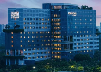 Facade of Four Points by Sheraton Singapore, Jurong