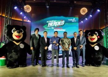 Image Source: Castrol MalaysiaLeft to right: Mr. Ajit Johl, President of Persatuan Pengguna Pengguna Pengangkutan Awam Malaysia; Mr. Gan Wee Kiong,Castrol Country Sales Director for Malaysia, Singapore & Philippines; Yang Berusaha, Encik Mohd Akbal Setia, Senior Director of Advertising and Digital, Tourism Malaysia, and Head of Secretariat for Visit Malaysia Year 2026; Yang Berusaha, Captain Pertahanan Awam Jonathan Vela, Special Officer to the Political Secretary of The Honourable Prime Minister of Malaysia; Yang Berbahagia Datuk Nitesh Malani, Chairman of Yayasan Usahawan Malaysia; Mr. Joshua Tan, Castrol Head of Marketing for Malaysia, Singapore & Philippines