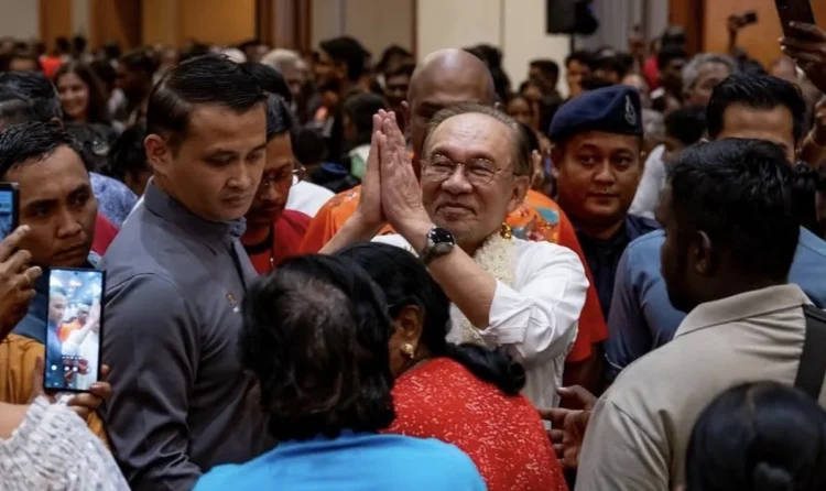 Image Source: @anwaribrahim_my on Instagram