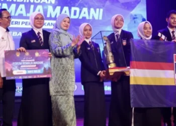 Image Source: @fadhlinasidekofficial on Instagram